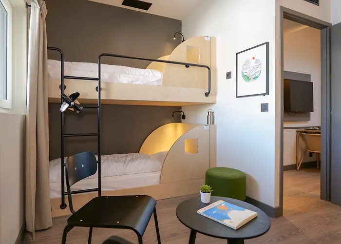 Plan B Hotel - Living Chamonix