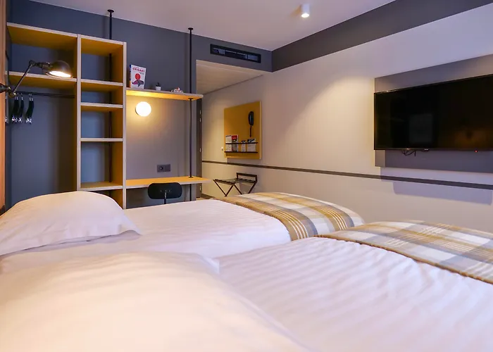 Plan B Hotel - Living Chamonix